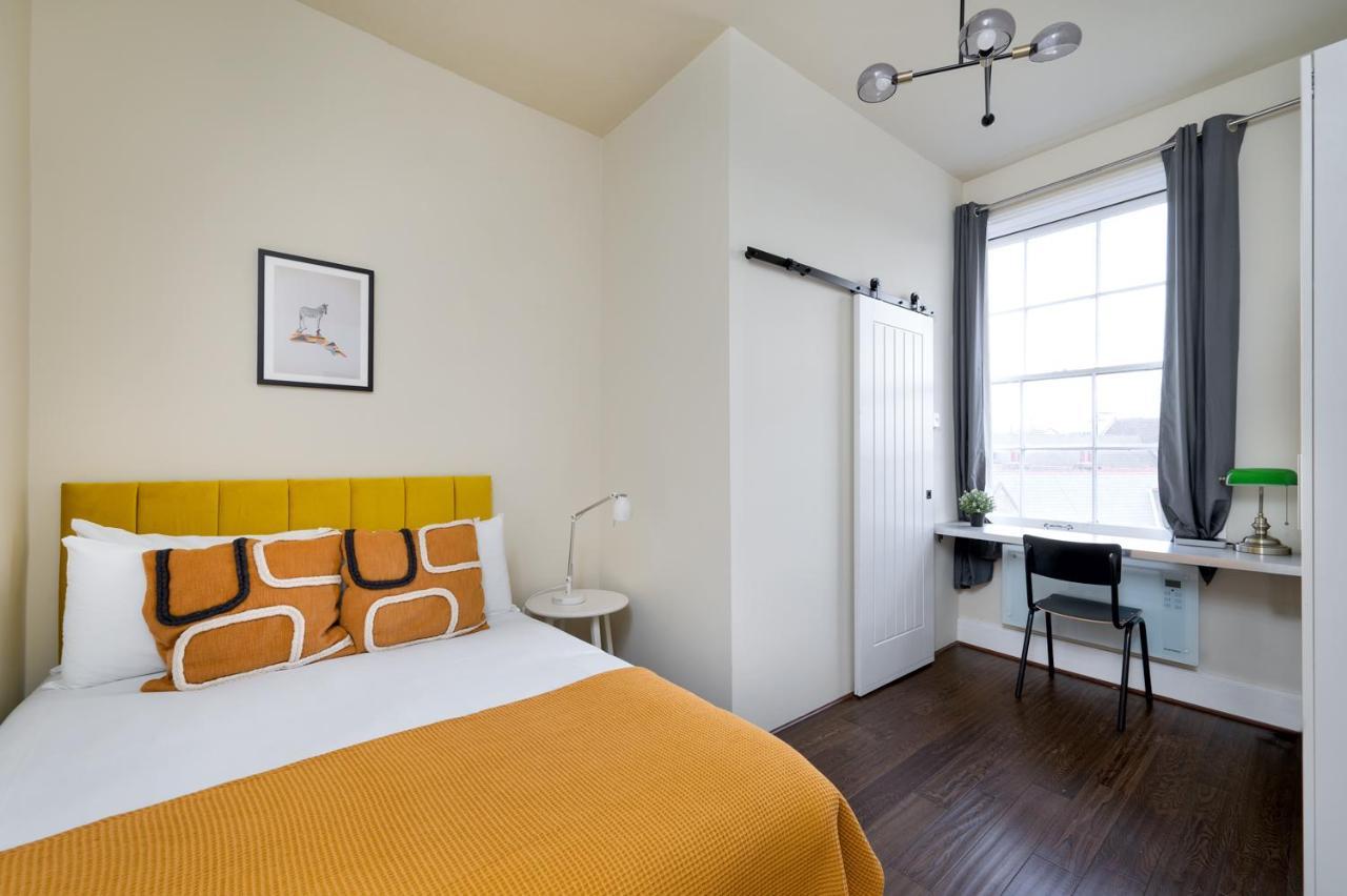 D8 House Apartment London Ngoại thất bức ảnh